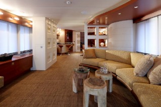 Interior of the 4th Moonen 97 yacht designed by Art-Line Interiors.png